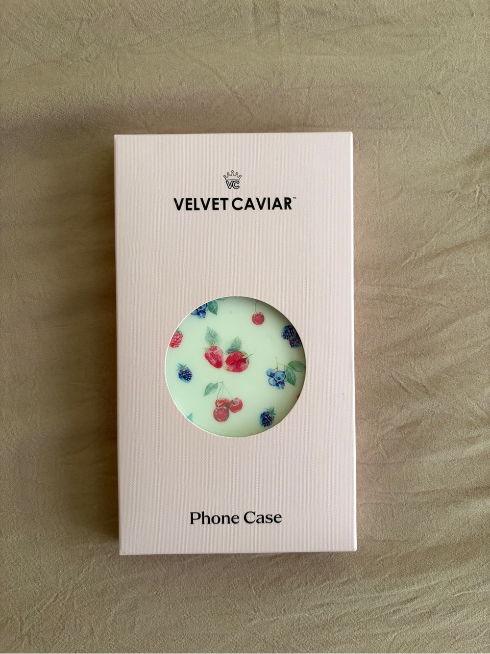 Velvet Caviar iPhone 13/14 Case - Picture 3 of 3